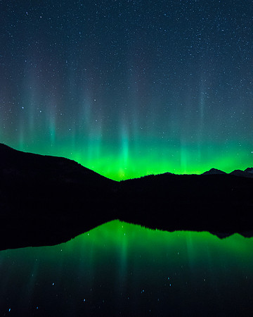 Aurora at Pyramid Lake