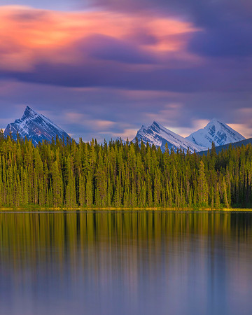 The Endless Chain at Honeymoon Lake